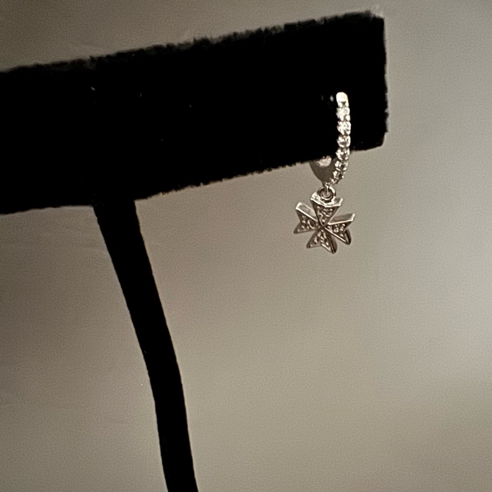 Lafonn platinum sterling silver Maltese Cross earrings - Picture 5 of 7